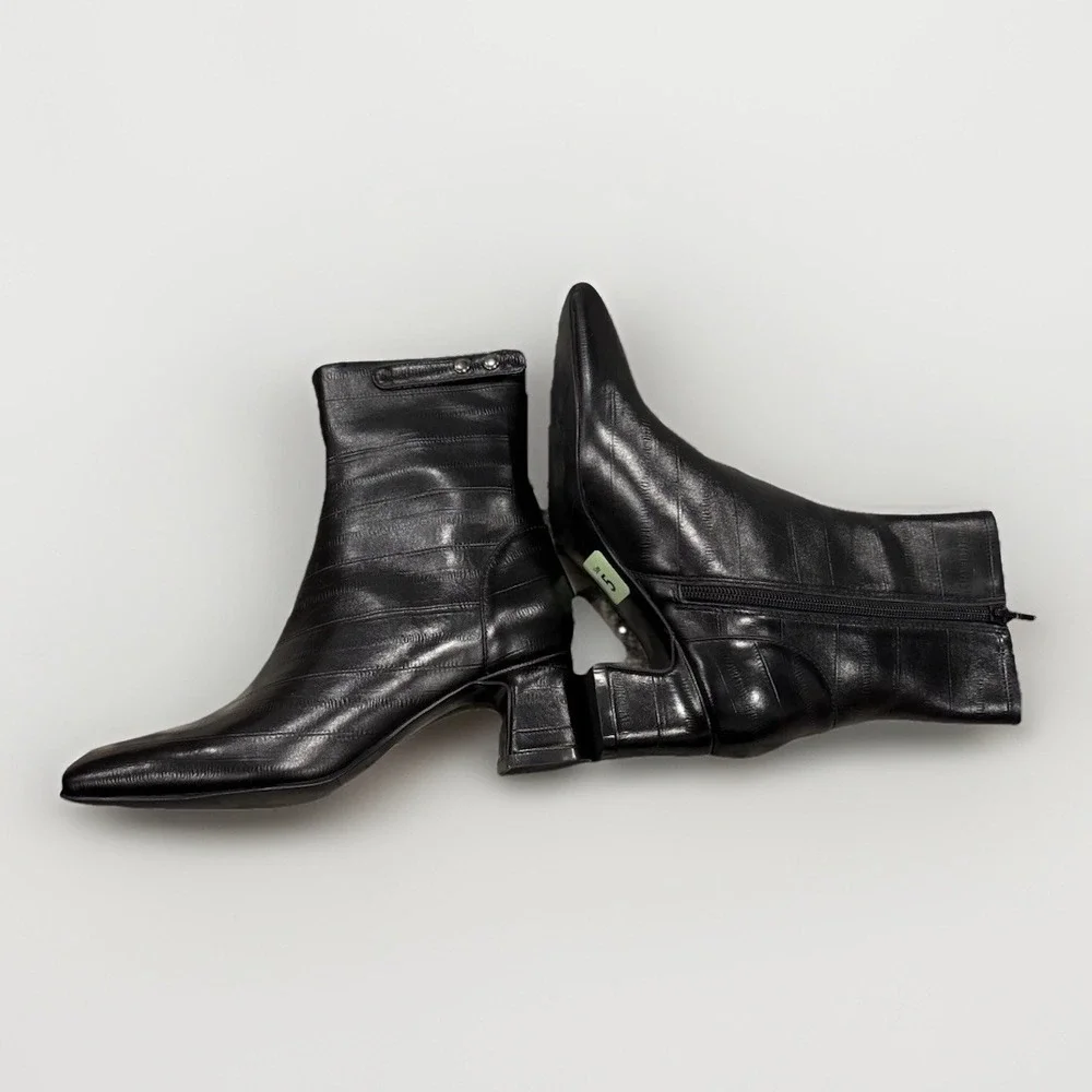 Gini & Albert Luxury Women's‎ Wyn Boot Booties Leather Noir Eel $550 Size 5